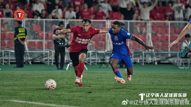 辽宁铁人楠波湾3-1上海申花 热菲尼奥双响邦本宜裕点射建功