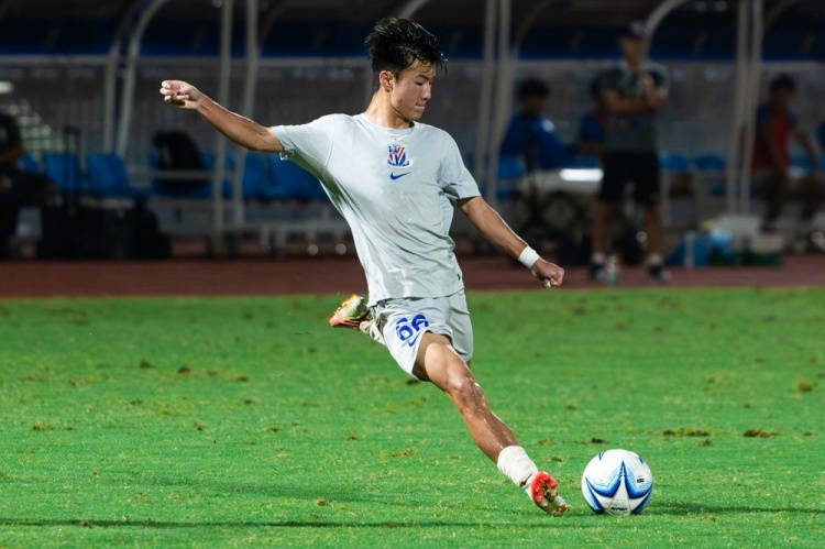 U20联赛申花补赛3-1力克新鹏城 由树杰任意球造乌龙+黄毅豪单刀锁定