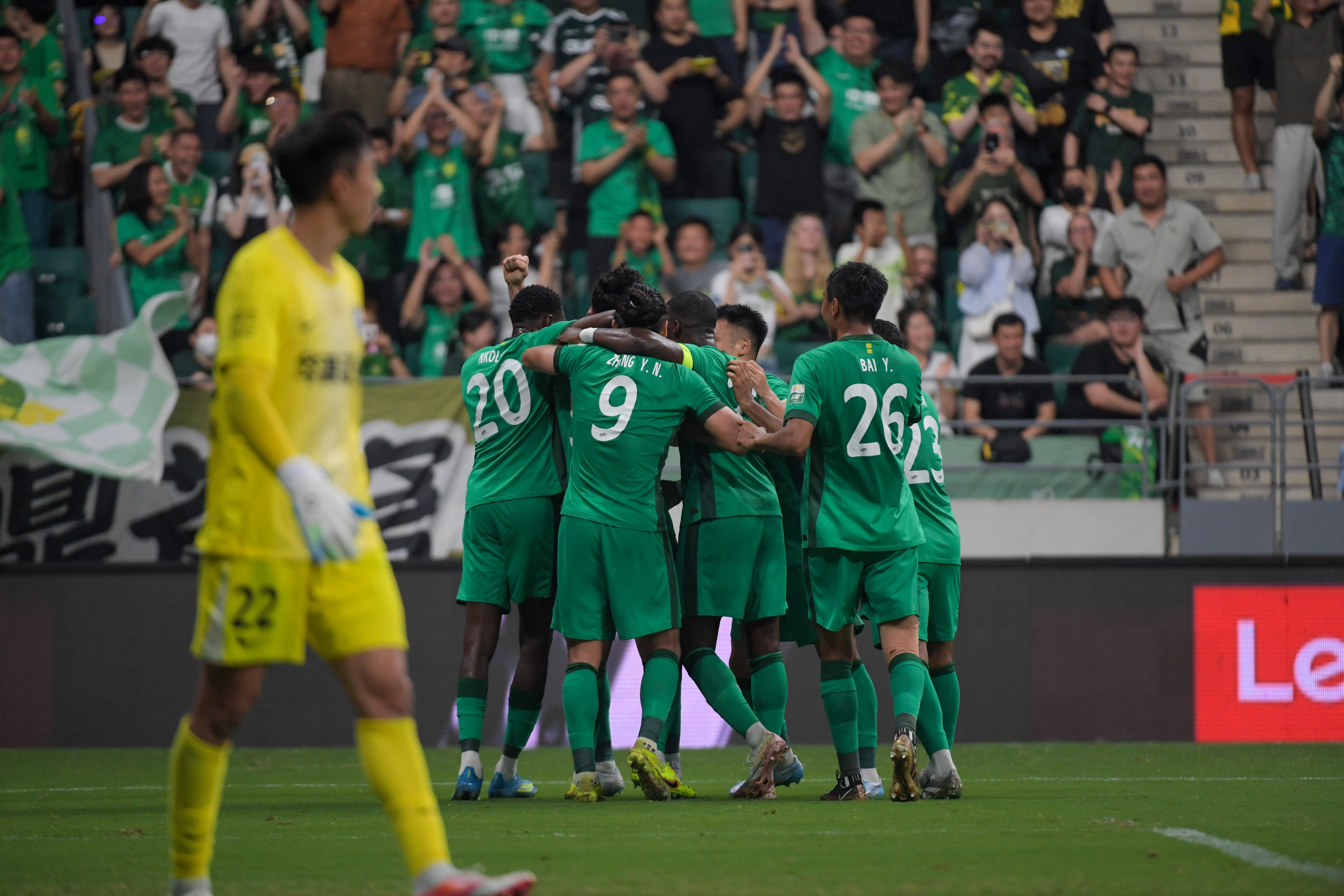 近8轮6胜2平进19球失8球 国安客场4-2胜津门虎
