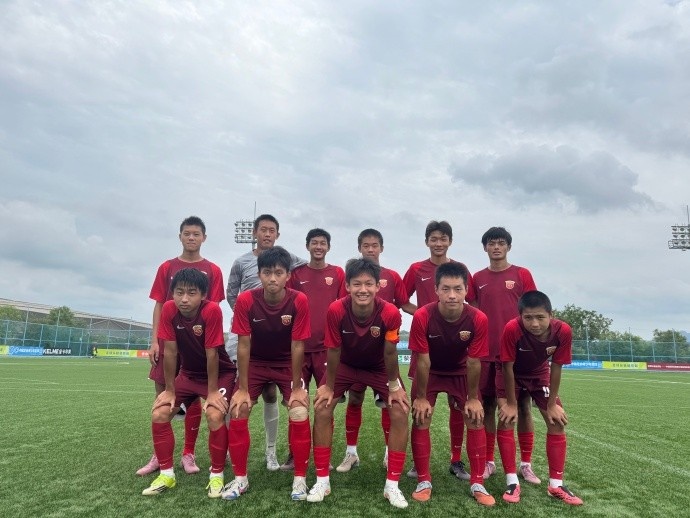 上海海港U15队继小组赛三场全胜后，在排位赛阶段再收获两场胜利